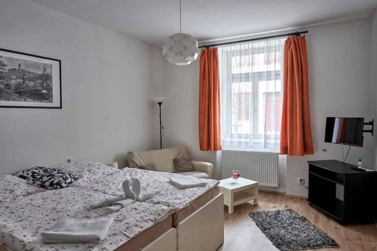 Krejcovstvi Apartment Melnik Luaran gambar