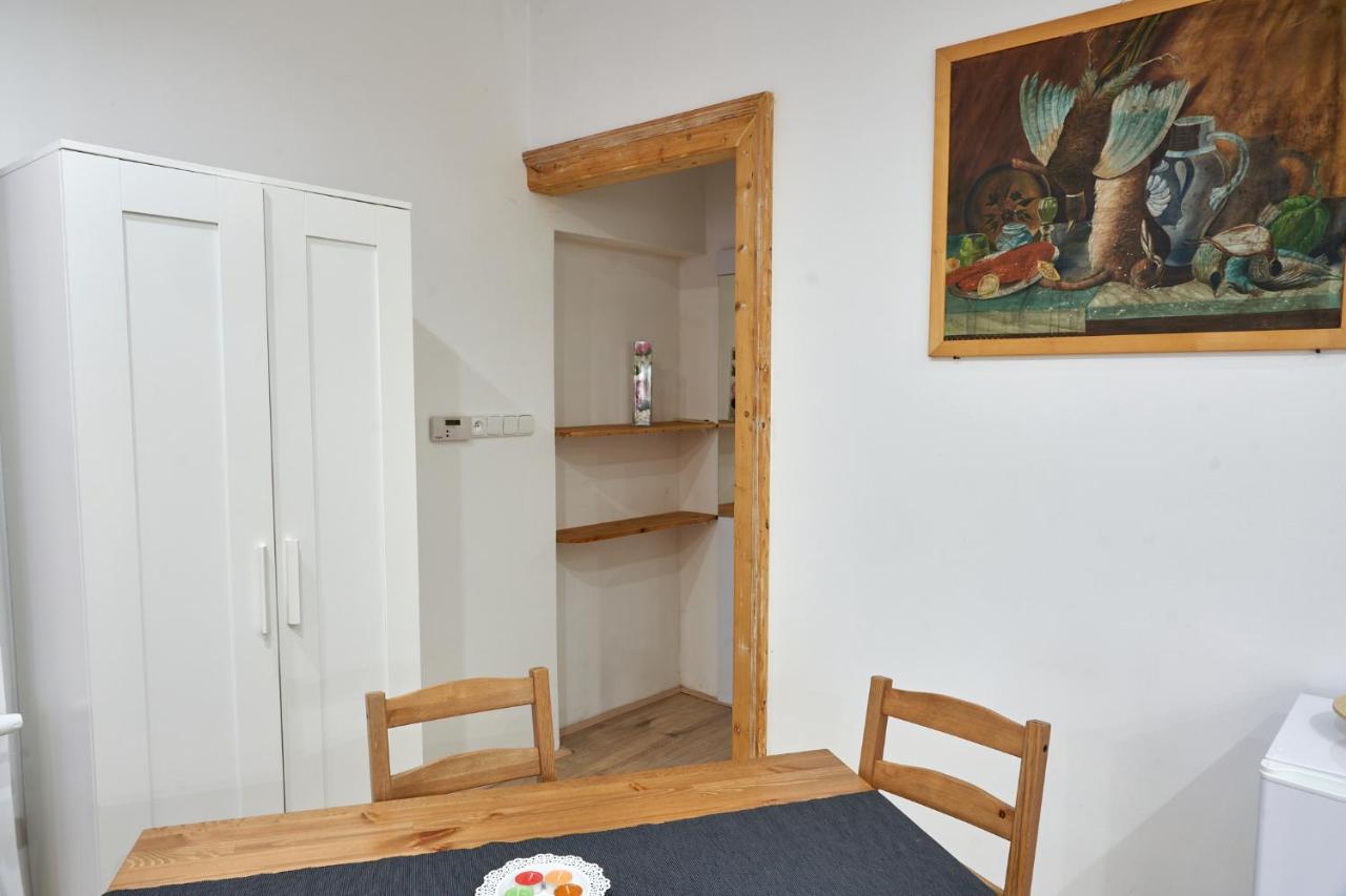 Krejcovstvi Apartment Melnik Luaran gambar