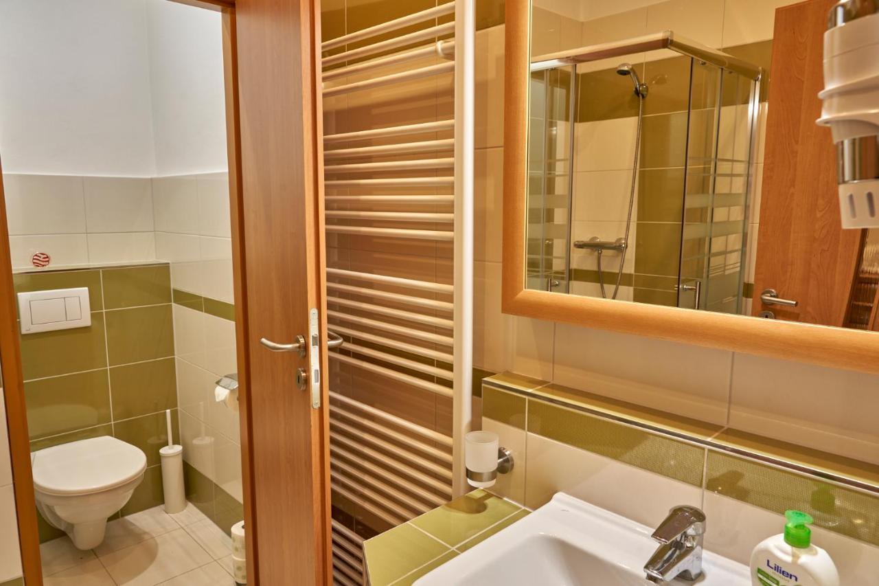 Krejcovstvi Apartment Melnik Luaran gambar