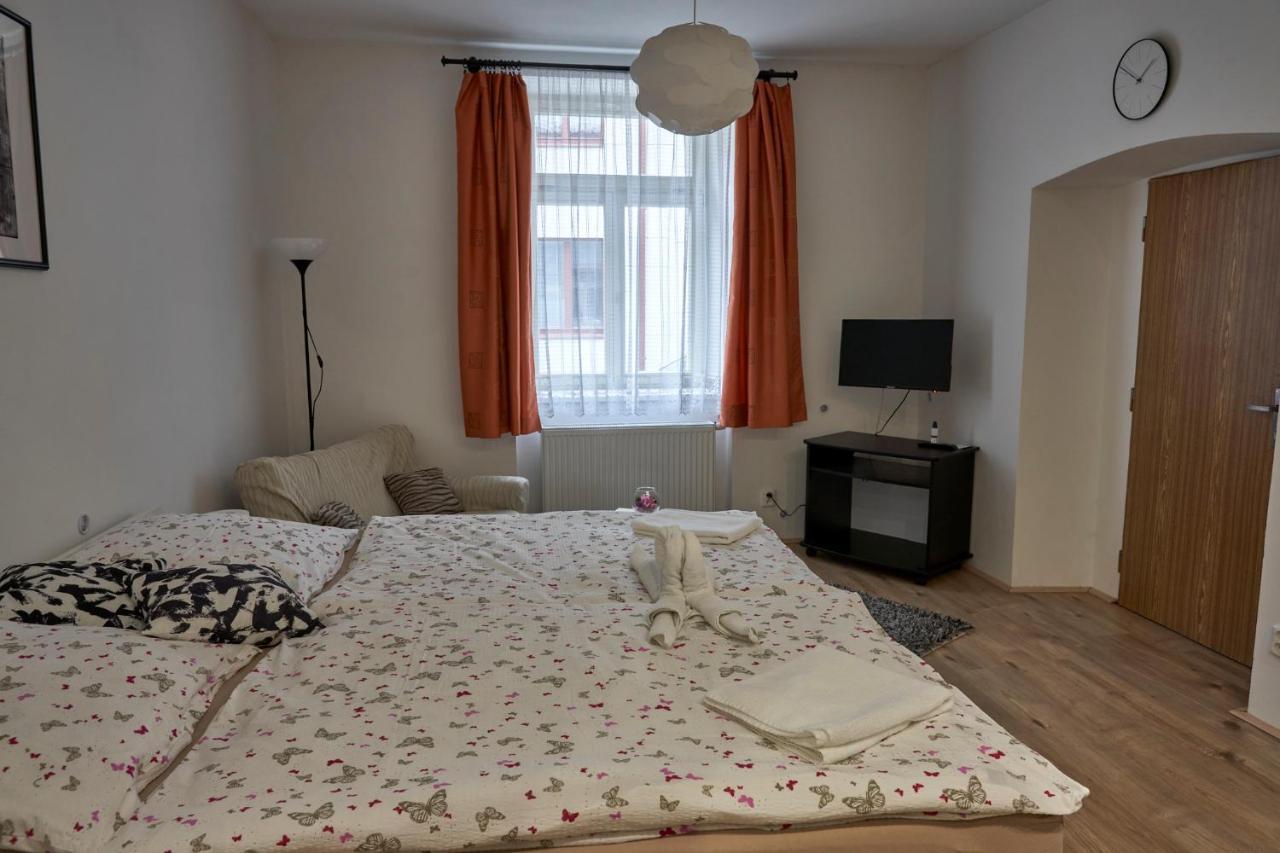 Krejcovstvi Apartment Melnik Luaran gambar